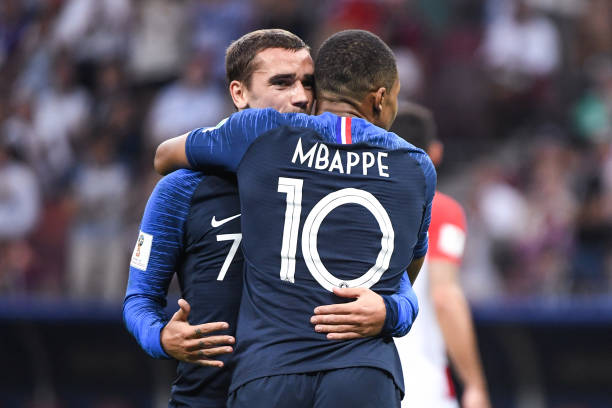 球员的同时 球员的同时