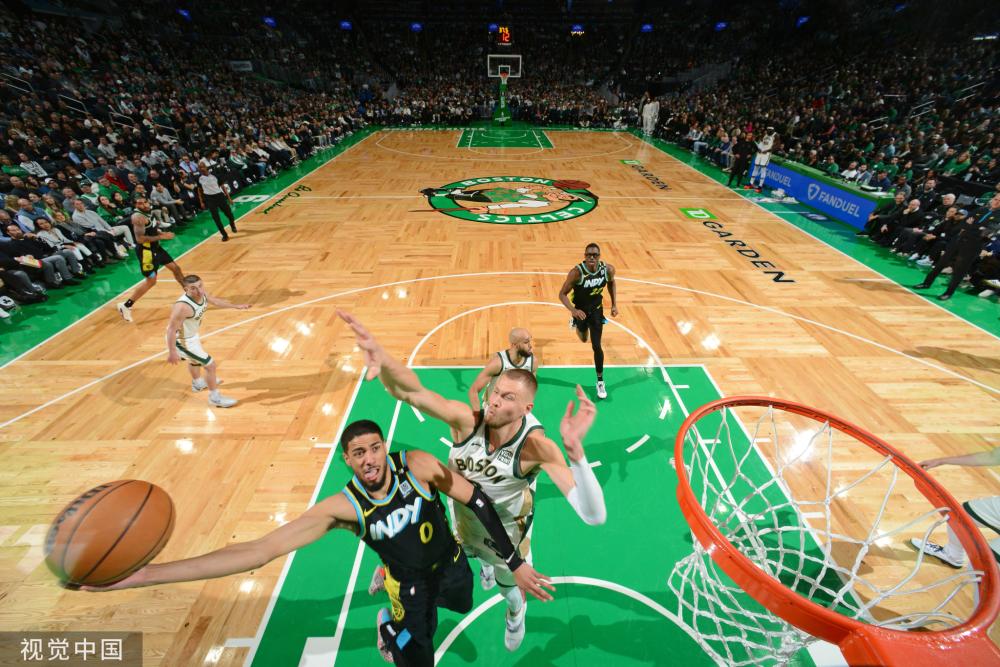 年来在中场 年来在中场